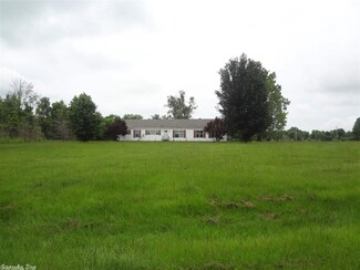 8000 Bayou Dr, Scott, AR 72142