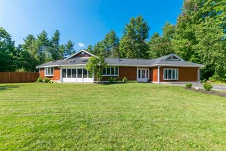 27 Fitch Rd, Madbury, NH 03823
