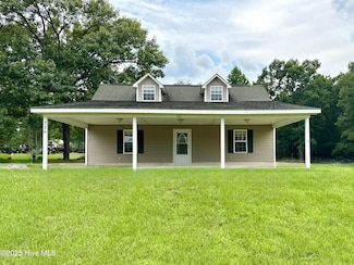 226 Community Rd, Lillington, NC 27546
