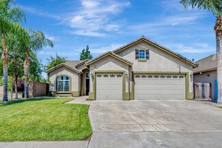 8677 N John Albert Ave, Fresno, CA 93720