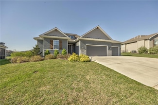 4246 Lakeview Terrace, Basehor, KS 66007