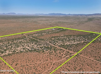 60 AC Cross Creek Rd Unit 4, Pearce, AZ 85625