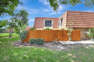 3004 San Clara Dr Unit 11A, Delray Beach, FL 33445