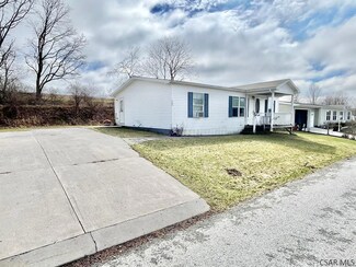 125 Crabapple Ln, Windber, PA 15963