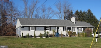 6 Morningside Dr, Pennington, NJ 08534