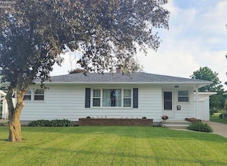 124 Sunset Dr, Bellevue, OH 44811