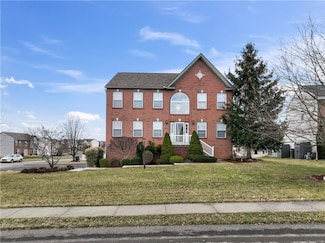 130 Mccracken Dr, Monaca, PA 15061