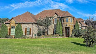 4459 Dawkins Farm Dr, Olive Branch, MS 38654
