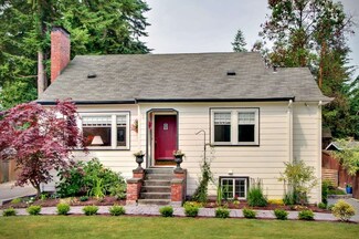 15505 Dayton Ave N, Shoreline, WA 98133