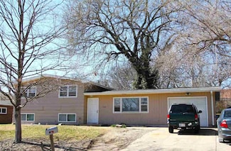1409 Jarvis Dr, Manhattan, KS 66502