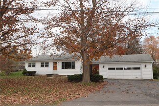 91 Pulsifer Dr, Auburn, NY 13021