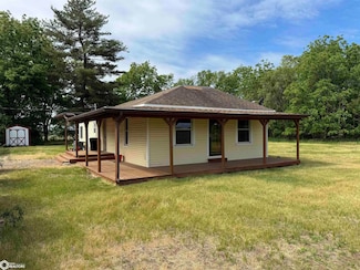 2460 280th St, Montrose, IA 52639