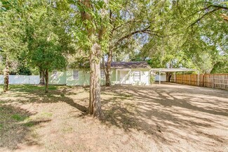 2240 Haymarket Rd, Dallas, TX 75253