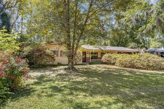 4037 NW 18th Place, Gainesville, FL 32605