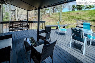 489 Saint Andrews Rd, Beech Mountain, NC 28604