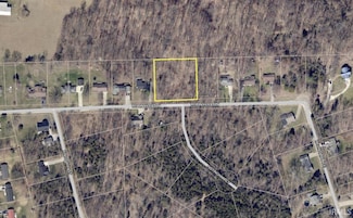 90 Robin Hood Ln, Bedford, IN 47421