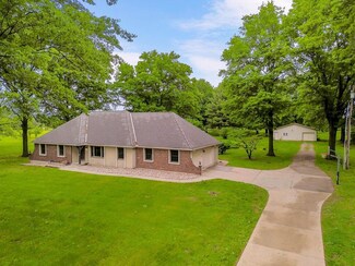 26000 Milton Thompson Rd, Lee's Summit, MO 64086