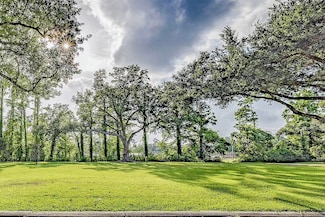 200 Barrios Ave, Houma, LA 70360