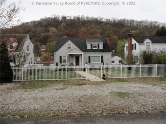 4307 Washington Ave SE, Charleston, WV 25304