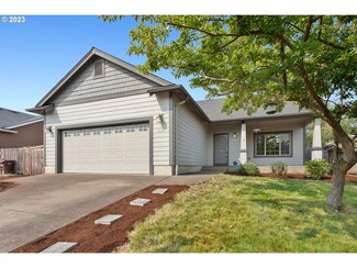 612 June Dr, Molalla, OR 97038