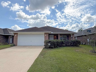 697 Mozingo Ln, Pensacola, FL 32514