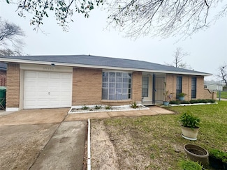 15202 La Jolla Ln, Houston, TX 77060