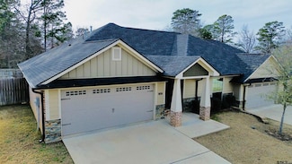 815 E Grande Blvd, Tyler, TX 75703