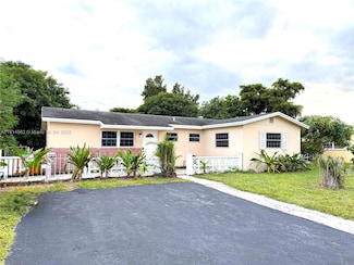 7212 SW 3rd Ct, North Lauderdale, FL 33068