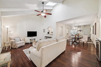 1100 Augusta Dr Unit 24, Houston, TX 77057