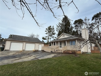 29510 Sandridge Rd, Ocean Park, WA 98640