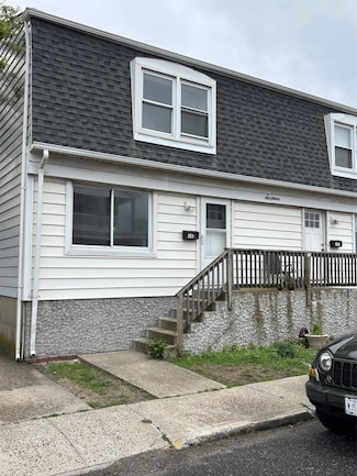 16 Ohio Ave Unit 18, Long Beach, NY 11561