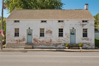 531 S Main St, Columbia, IL 62236