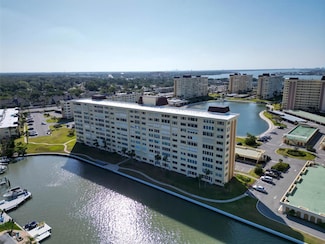 4725 Cove Cir Unit 601, Saint Petersburg, FL 33708