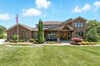 4662 Summit Oak Ln, Cincinnati, OH 45248