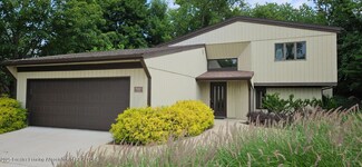 6018 Horizon Dr, East Lansing, MI 48823