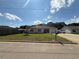 608 Marion St, Paragould, AR 72450