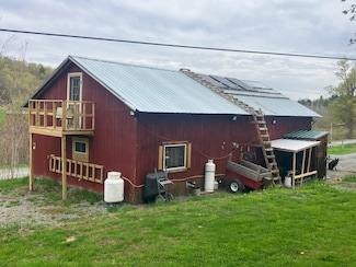 305 Richard Rd, Franklin, VT 05457