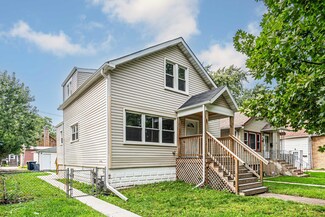 9426 S Utica Ave, Evergreen Park, IL 60805