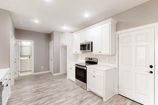 805 Fletcher St, Gainesville, TX 76240