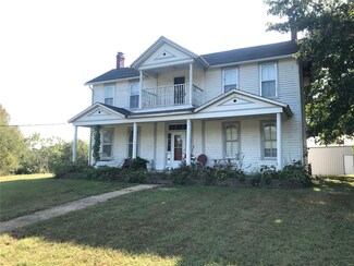 104 W Murta, Marquand, MO 63655