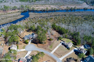 224 Gelynda Ct, Holly Ridge, NC 28445