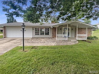 9418 Crestwood Manor Dr, Saint Louis, MO 63126