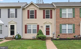 14 Coachlight Dr, Sicklerville, NJ 08081
