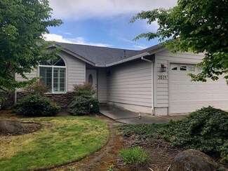 2025 SW Colorado Ln, Grants Pass, OR 97527