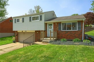 202 Fiesta Dr, Pittsburgh, PA 15239