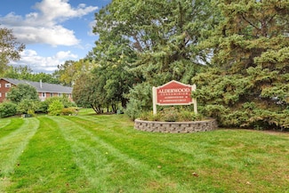 6337 Alderwood Cir Unit B, Woodbury, MN 55125