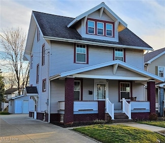 1002 E Gorgas St, Louisville, OH 44641