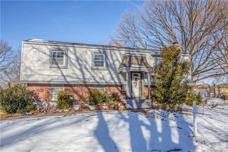 616 S 6th St, Edwardsville, KS 66111