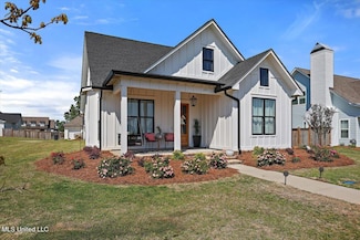 1003 Crepe Myrtle Dr, Brandon, MS 39047