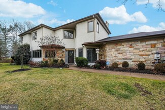 5 Marvin Ct, Lawrence Township, NJ 08648